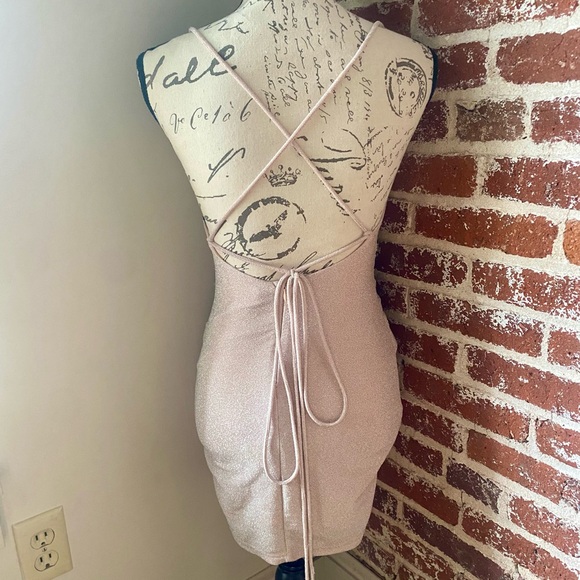 Luxe light pink sparkly dress - Picture 2 of 7